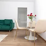 Enescu 3 City Center Flat