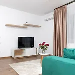 Enescu 3 City Center Flat
